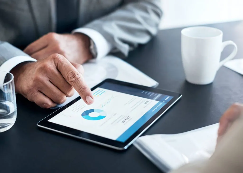 lumiere_financial_group_how_to_read_a_company_earnings_report-1024x731